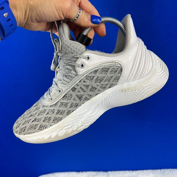 |•UNDER ARMOUR•| Steph Curry Flow 9 Team Unisex Basketball Shoes - Picture 4 of 10